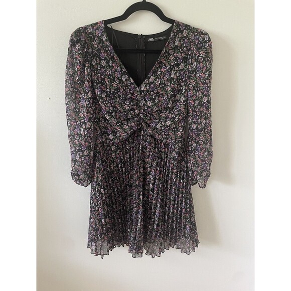 ZARA The Annie Pleated Floral‎ Chiffon Mini Dress Size Medium - Picture 1 of 6